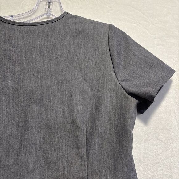Figs Scrub Top Women's Size XS Grey Casma Three-Pocket Technical Collection - Picture 9 of 16